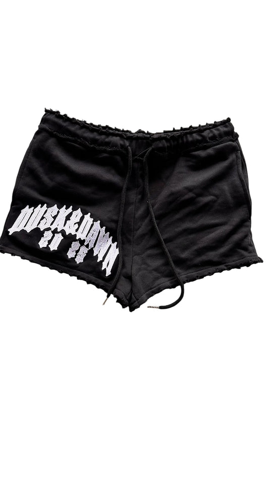 BLACK FIG LUXE
